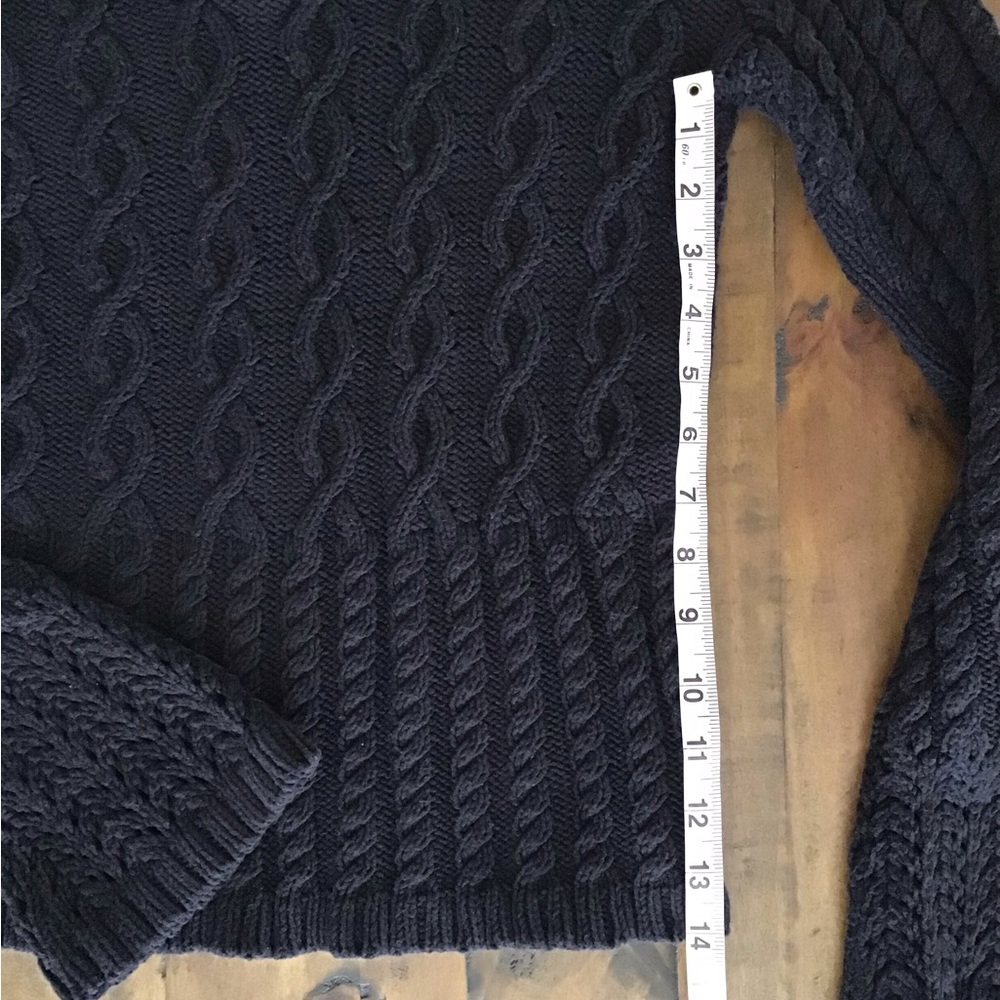 Kenneth Cole Sweater - Picture 10 of 11